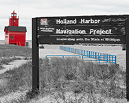 thumb/RedLighthouse.jpg
